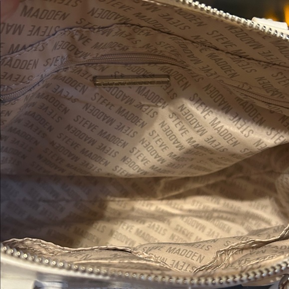 Steve Madden White Satchel with Plush Heart Charm - Picture 4 of 5